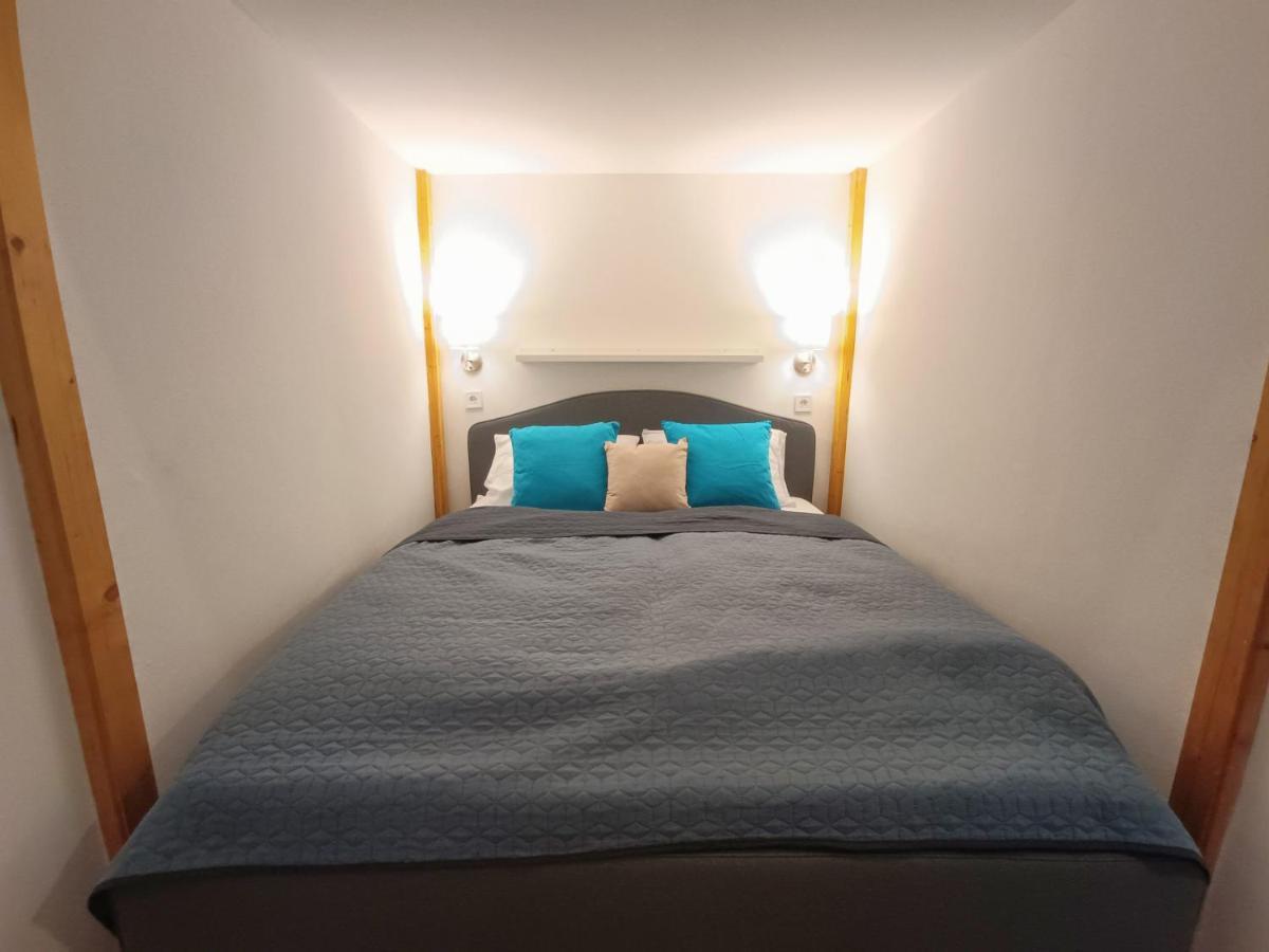 R172 Elitehost Raday Studio Apartment Boedapest Buitenkant foto